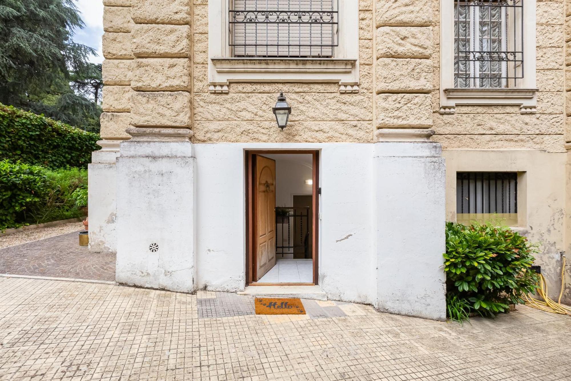 Vivilo Collection - Brescia - 2bd 2 Baths * Rom